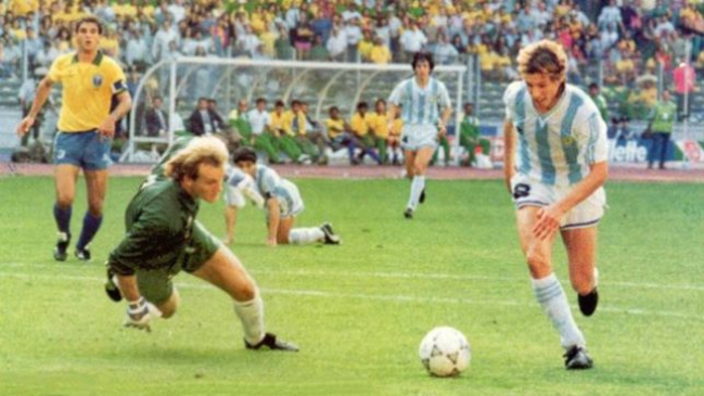 A 32 años de la infernal corrida de Maradona y el golazo de Caniggia a Brasil en el Mundial 1990