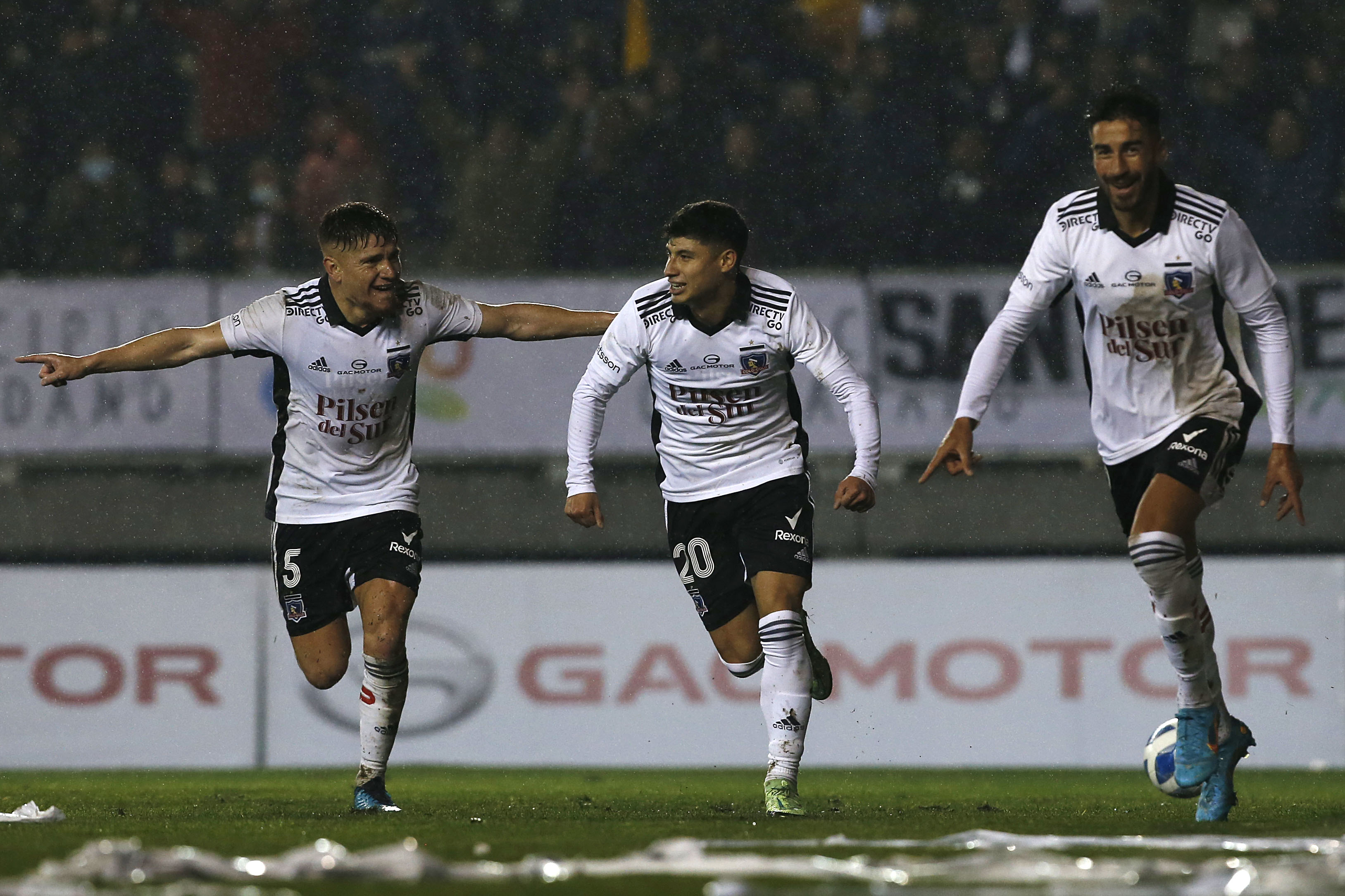 Colo Colo cerró acuerdo con nuevo auspiciador para las próximas temporadas