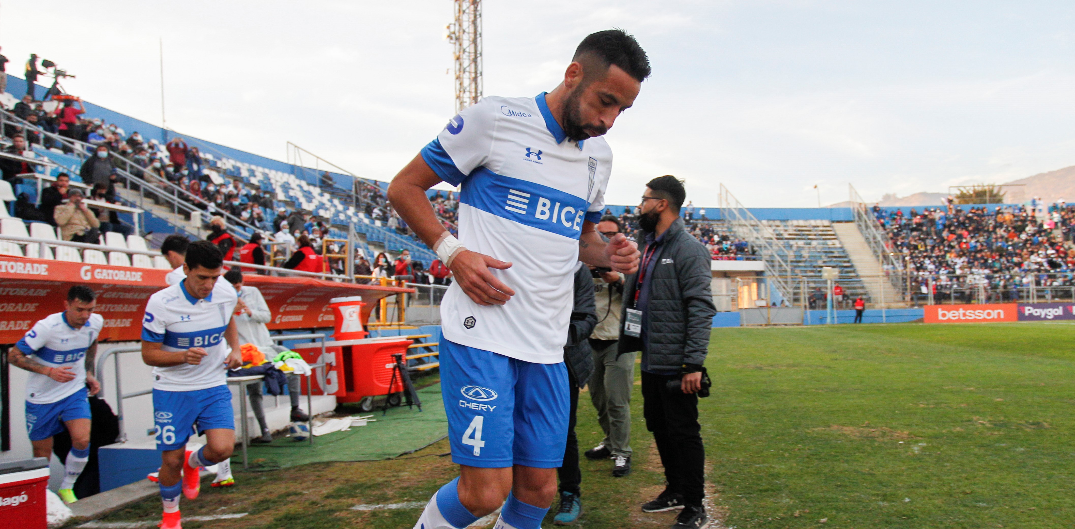 Mauricio Isla y su debut en la UC: Tenía ganas de saber lo que era el fútbol chileno
