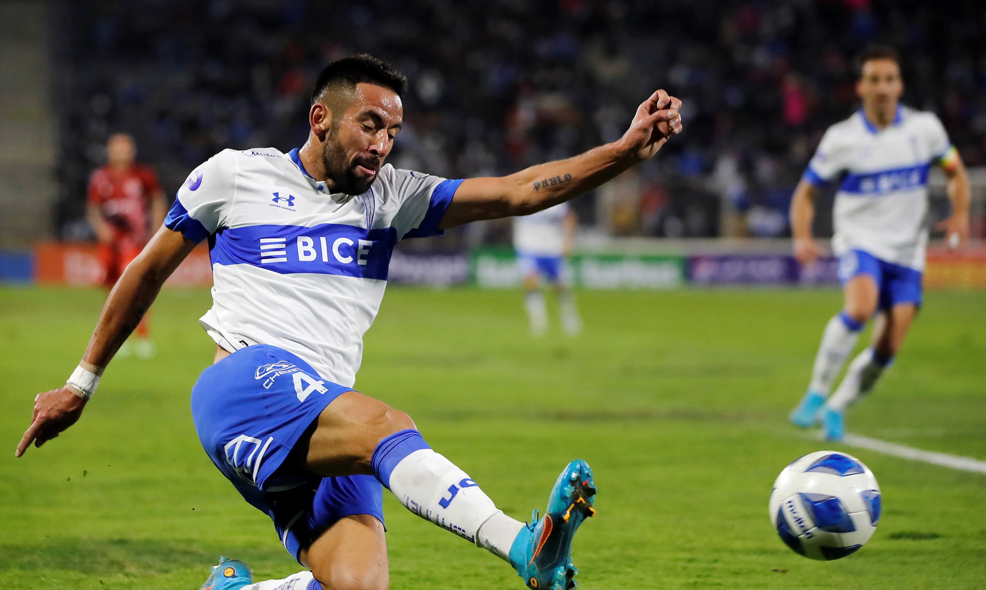 Con Isla y Valencia como figuras: Los goles de la UC ante San Felipe en la Copa Chile