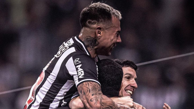 Vargas ingresó desde el banco para cambiar el partido y ser clave en victoria de Atlético Mineiro