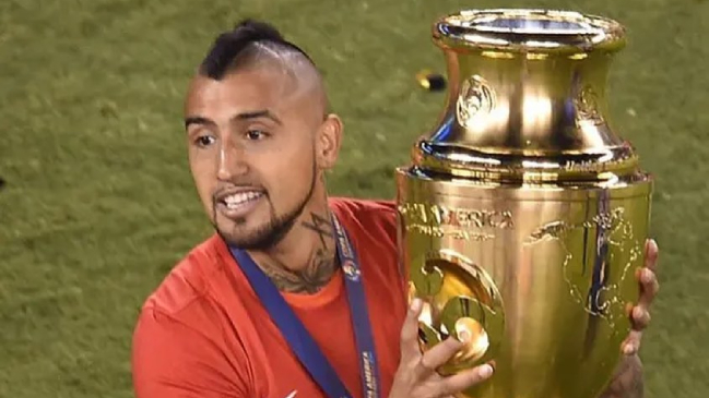 Arturo Vidal rememoró el título de la Copa América Centenario junto a La Roja