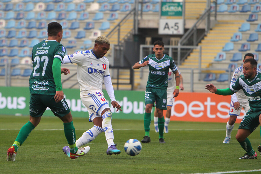 La U y General Velásquez dirimen al último clasificado a octavos de final de la Copa Chile