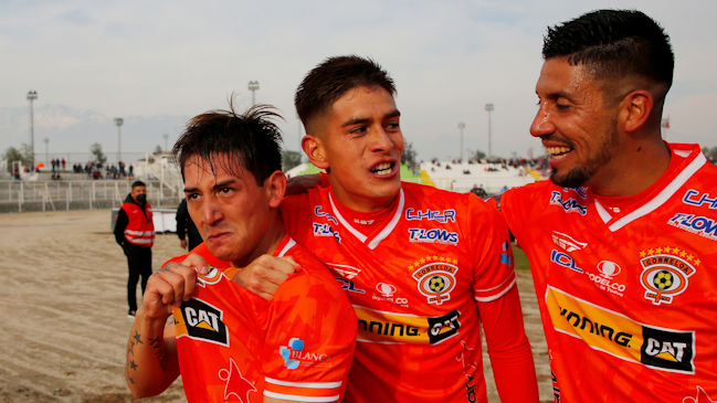 Cobreloa doblegó en los penales a Palestino y se metió en octavos de final de Copa Chile