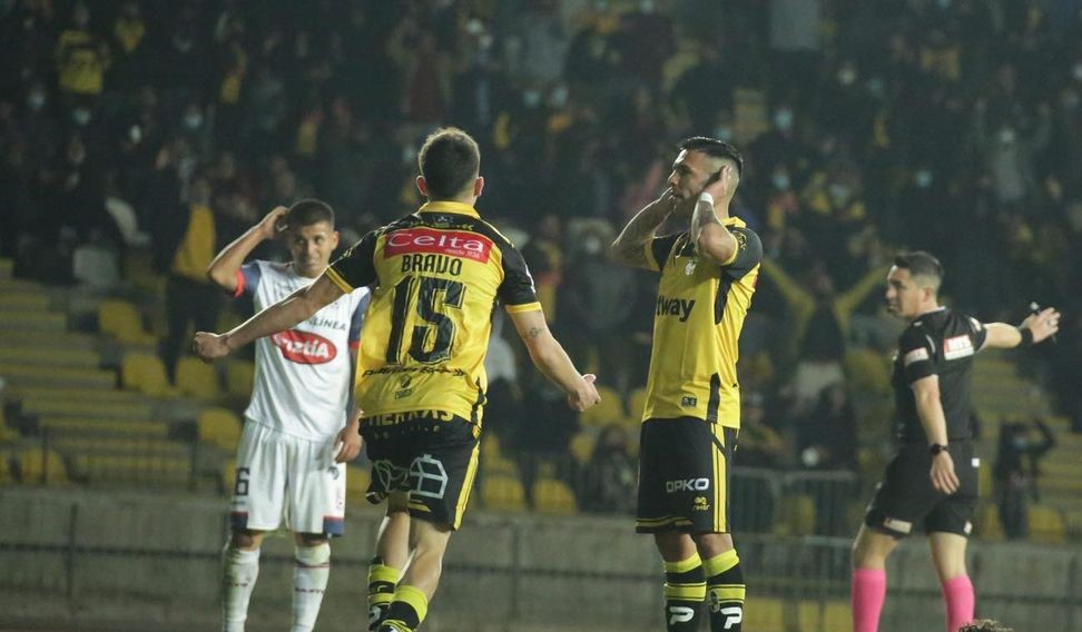 Coquimbo Unido remontó ante Deportes Melipilla y se instaló en octavos de final en la Copa Chile