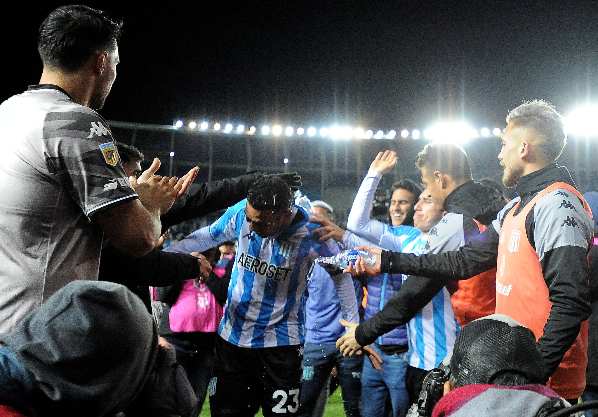 Racing despidió a Nery Domínguez: “Nunca te vamos a olvidar”