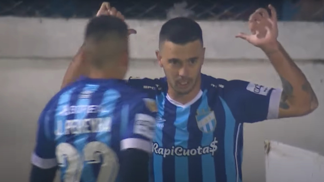 El ex Unión Española Ramiro Carrera anotó en empate de Atlético Tucumán con Godoy Cruz