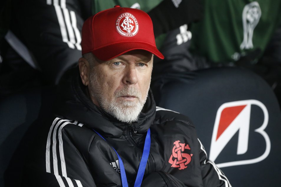 Colo Colo hizo la tarea ante Inter en la ida e irá a Brasil con una buena ventaja por la clasificación