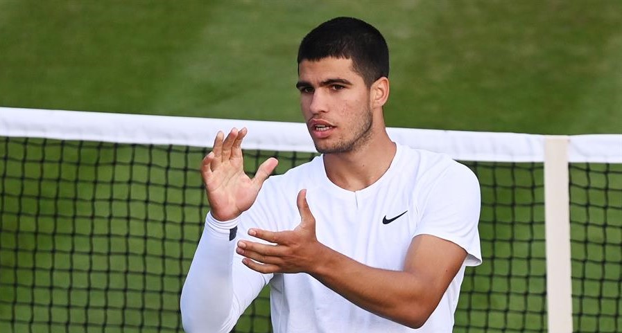 Carlos Alcaraz venció a Tallon Griekspoor y superó la segunda ronda en Wimbledon