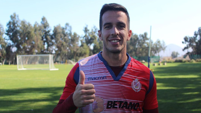 Deportes La Serena se reforzó con volante argentino que fue campeón con River Plate