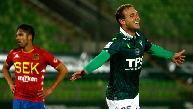 Ex atacante de Santiago Wanderers llegó como refuerzo estrella a Cruz Azul