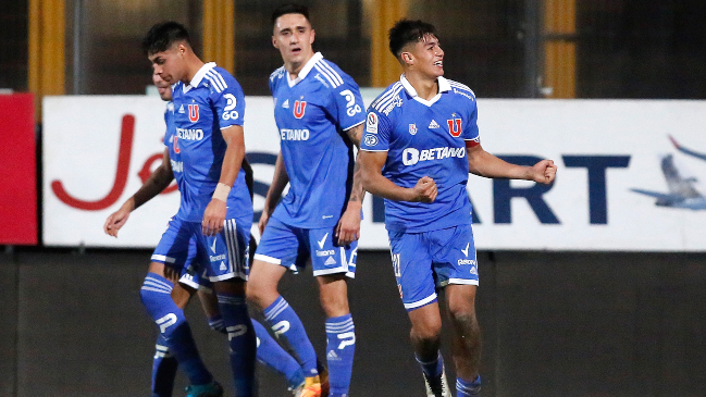 Bastián Tapia le dio el triunfo a la U en la última jugada ante Unión La Calera