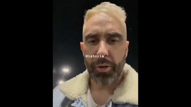 ¿Un capitán rubio? El radical cambio de look de Claudio Bravo en sus vacaciones