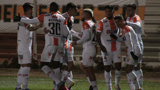 Cobresal se impuso a Antofagasta y se metió en la lucha por el liderato