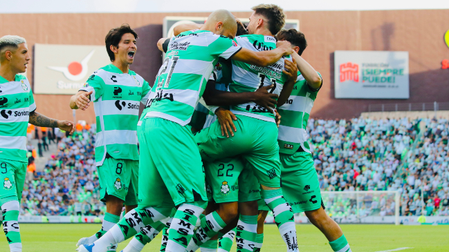 ¡Siete goles! Santos Laguna remontó en apasionante partido ante Monterrey de Vegas