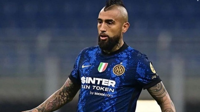 En Brasil especulan con viaje de Vidal a Río para firmar por Flamengo