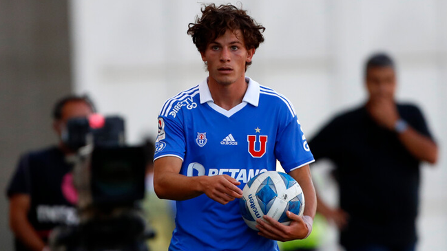 Universidad de Concepción oficializó el préstamo de Simón Contreras