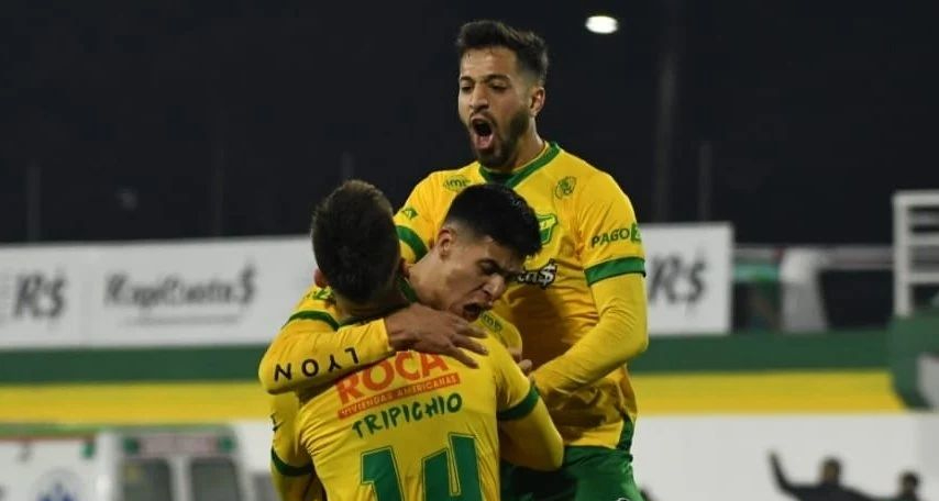 Defensa y Justicia protagonizó gran remontada para vencer a Aldosivi