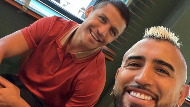 Arturo Vidal se reunió con Alexis en Italia: “Mucha historia en una foto”