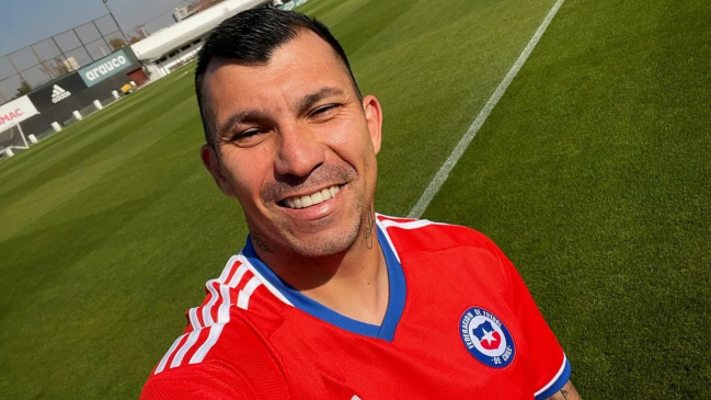 Gary Medel y la renovada camiseta de La Roja: Aquí inicia una nueva historia