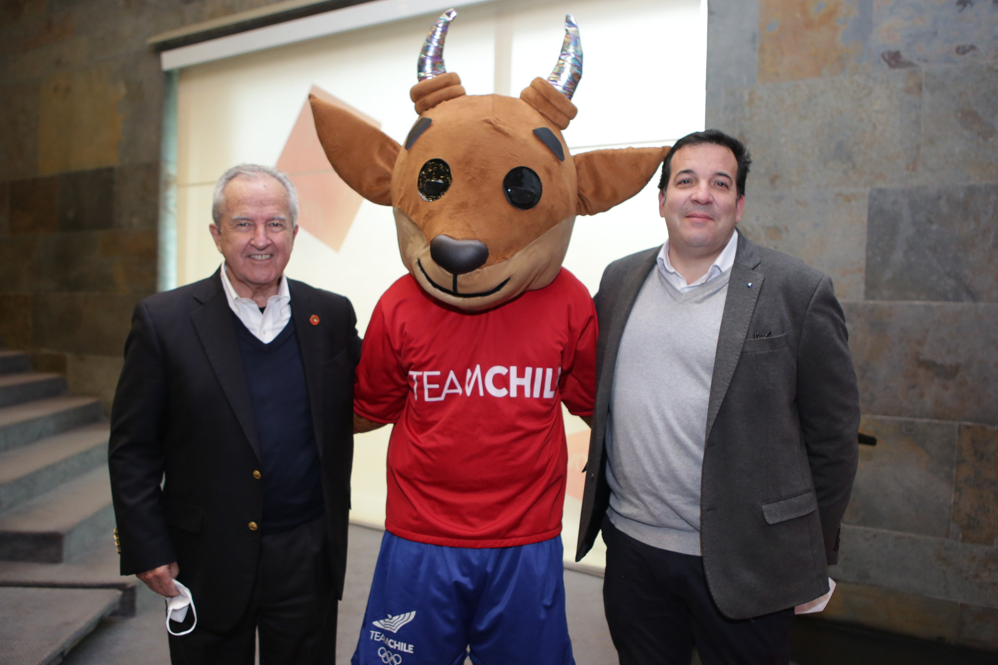 Team Chile firmó una alianza estratégica con TVN