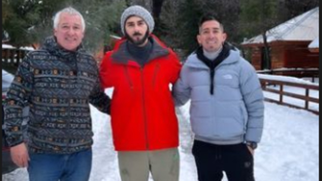 La travesía de Johnny Herrera en la nieve: Tomé la pala y liberé los neumáticos