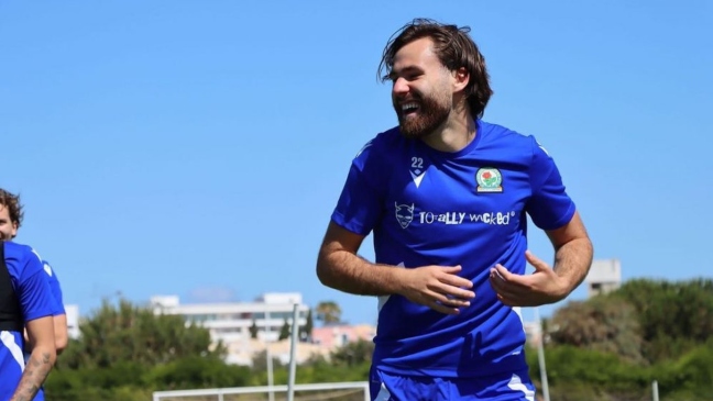 Ben Brereton mostró nueva faceta goleadora: Marcó de tiro libre