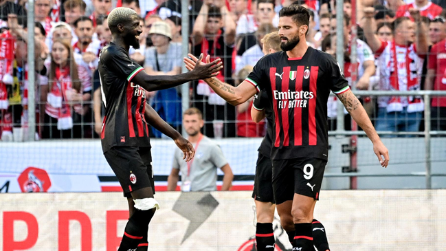 Olivier Giroud comandó la victoria de AC Milán en su amistoso frente a Colonia