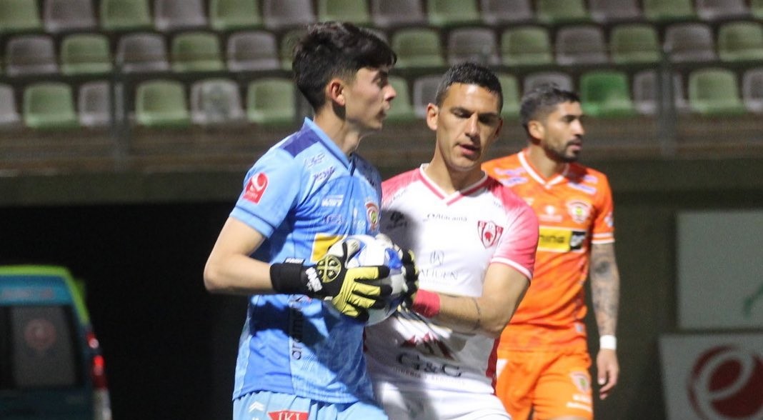 Cobreloa sufrió duro tropiezo ante Copiapó en el Campeonato del Ascenso