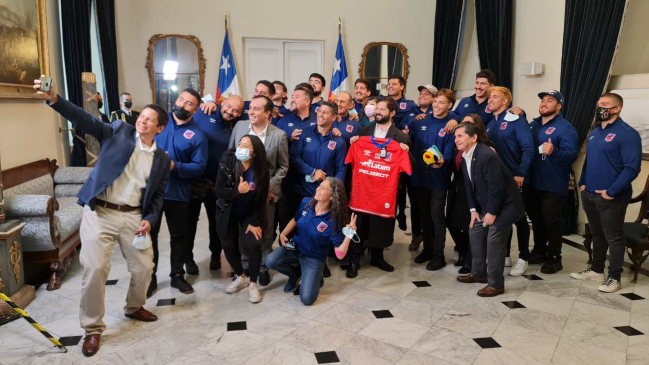 La visita de Los Cóndores a La Moneda por su clasificación al Mundial de Francia 2023