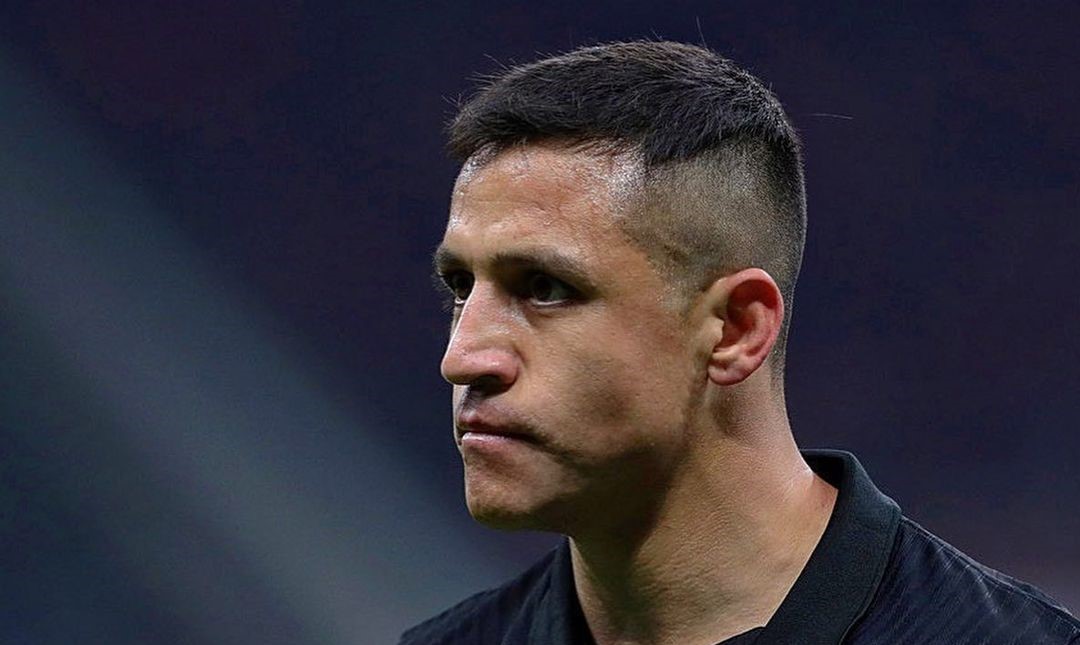Alexis Sánchez apareció en la órbita de Benfica en Portugal