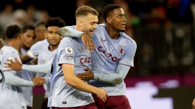 Aston Villa salvó un agónico empate ante Manchester United en amistoso de pretemporada