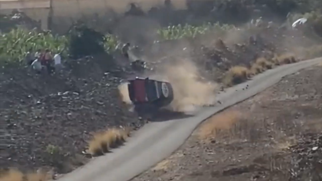 Rally en España fue suspendido tras accidente que provocó el fallecimiento de una fanática