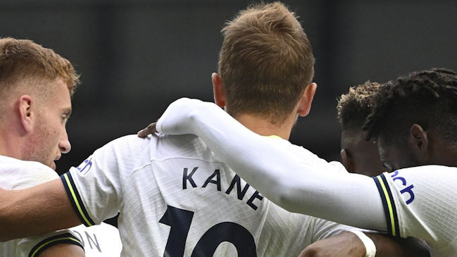 Tottenham tumbó a Rangers en amistoso con un doblete de Harry Kane