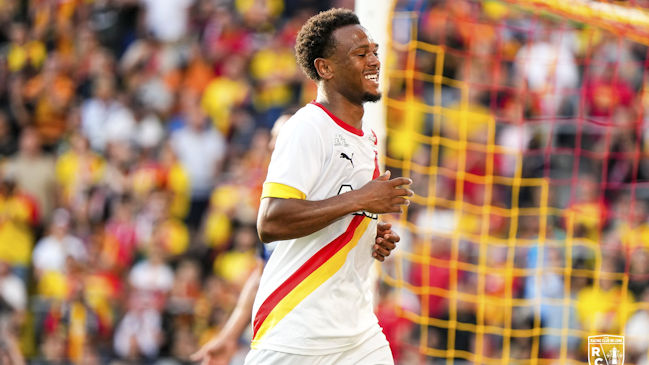 Lois Openda amargó a Inter de Milán al anotar el gol del triunfo de RC Lens en Francia