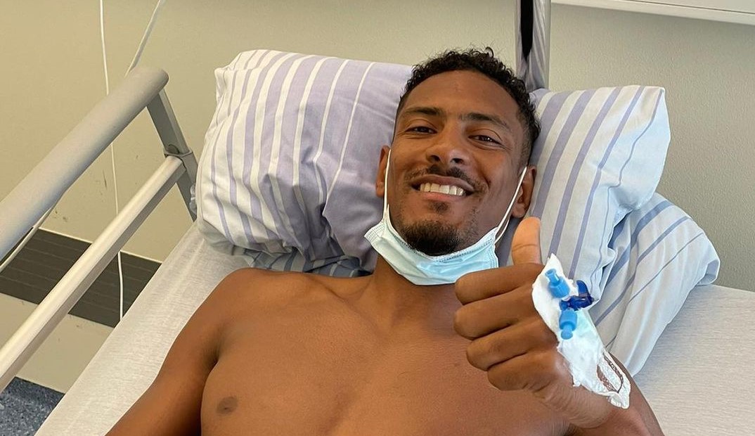 Sebastien Haller fue operado tras ser detectado con un tumor testicular