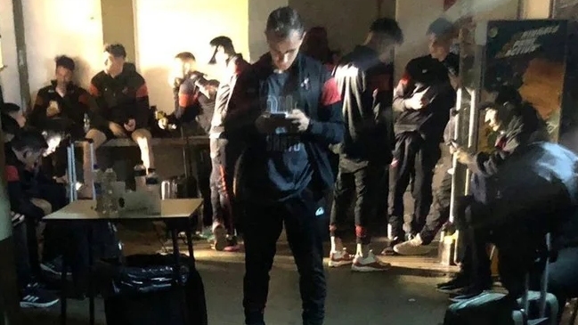 Escándalo en duelo del fútbol argentino terminó con cinco detenidos