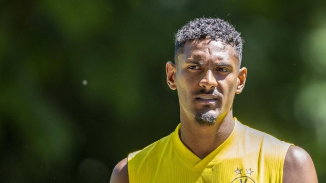 Borussia Dortmund anunció que tumor testicular de Sébastien Haller es maligno y recibirá quimioterapia