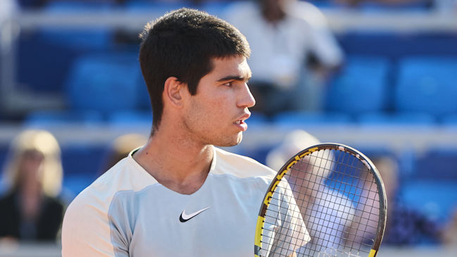 Carlos Alcaraz defenderá título en Umag y aseguró el cuatro del mundo