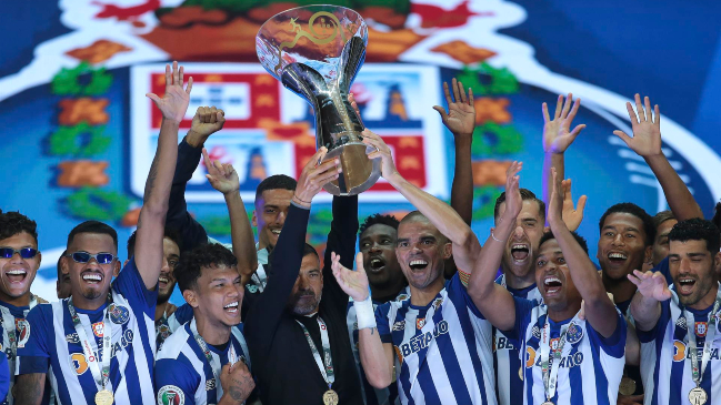 Porto se impuso con categoría a Tondela y conquistó la Supercopa de Portugal