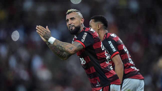 Arturo Vidal y Erick Pulgar fueron inscritos por Flamengo para jugar Copa Libertadores