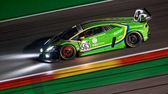 Benjamín Hites cruzó sufriendo la meta de las 24 horas de Spa