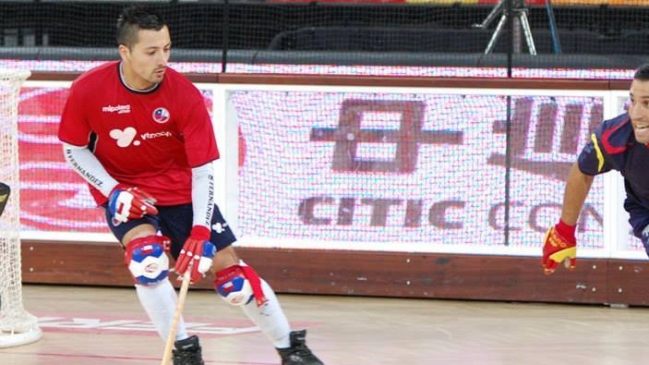 Nicolás Fernández lamentó poco apoyo al hockey patín en Chile y palpitó su temporada en Italia