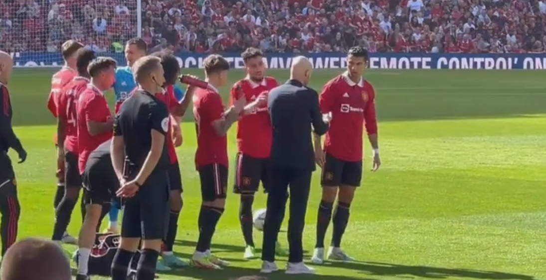 El tenso cruce que tuvo Cristiano Ronaldo con Erik Ten Hag en amistoso de Manchester United