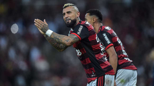 Arturo Vidal: He recibido mucho cariño de la gente de Flamengo y espero devolvérselo con títulos