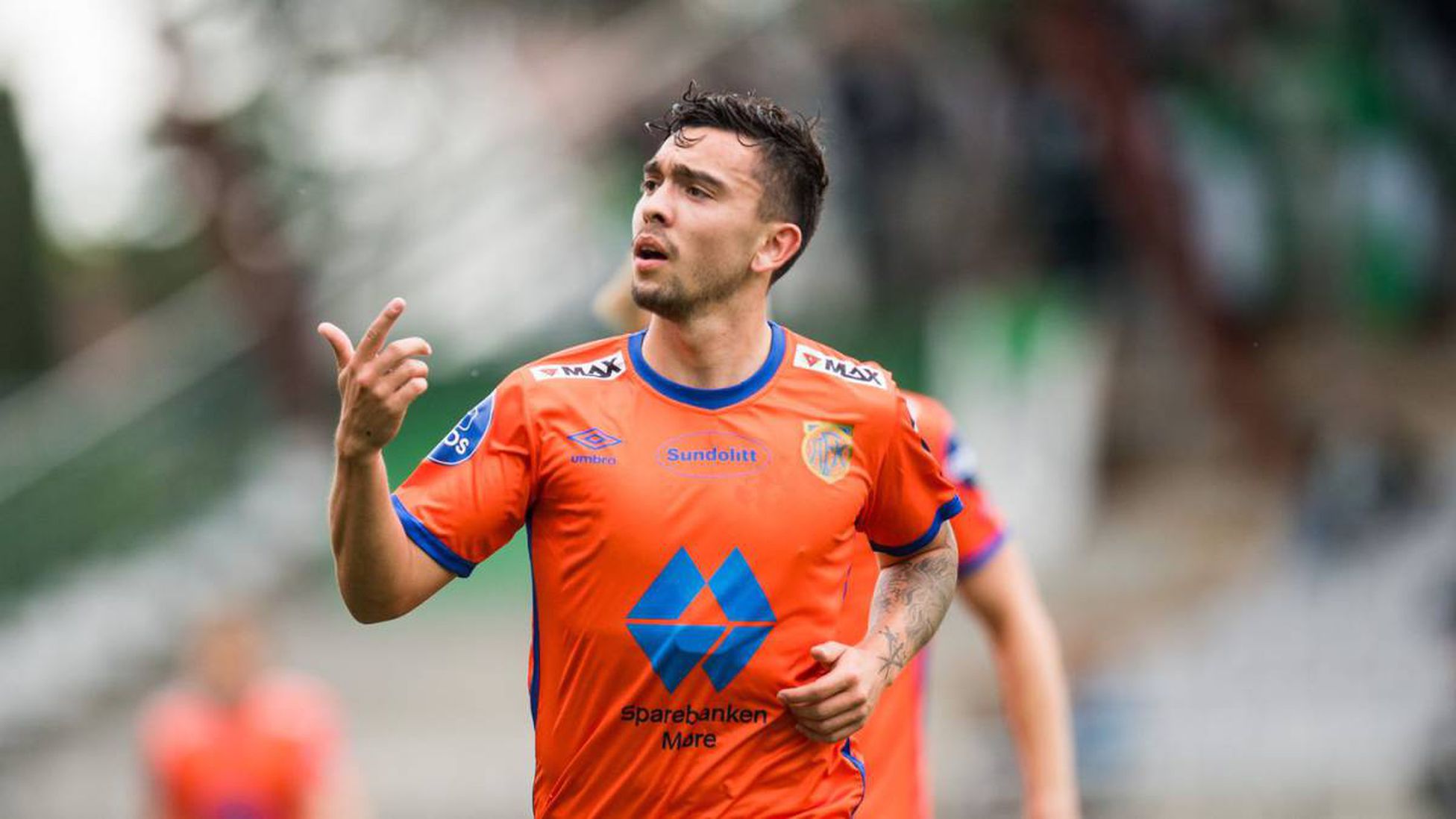 La genial asistencia de Niklas Castro en el fútbol de Noruega