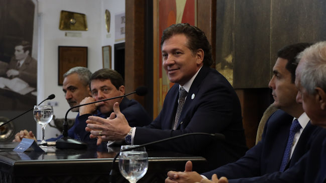 Conmebol lanzó candidatura de Uruguay, Paraguay, Argentina y Chile para el Mundial de 2030