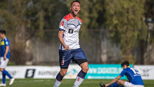 Deportes Recoleta derrotó a Barnechea y abandonó el fondo de la Primera B