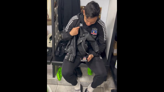 Jugadores de Colo Colo trollearon a Cristian Zavala con particular regalo de cumpleaños