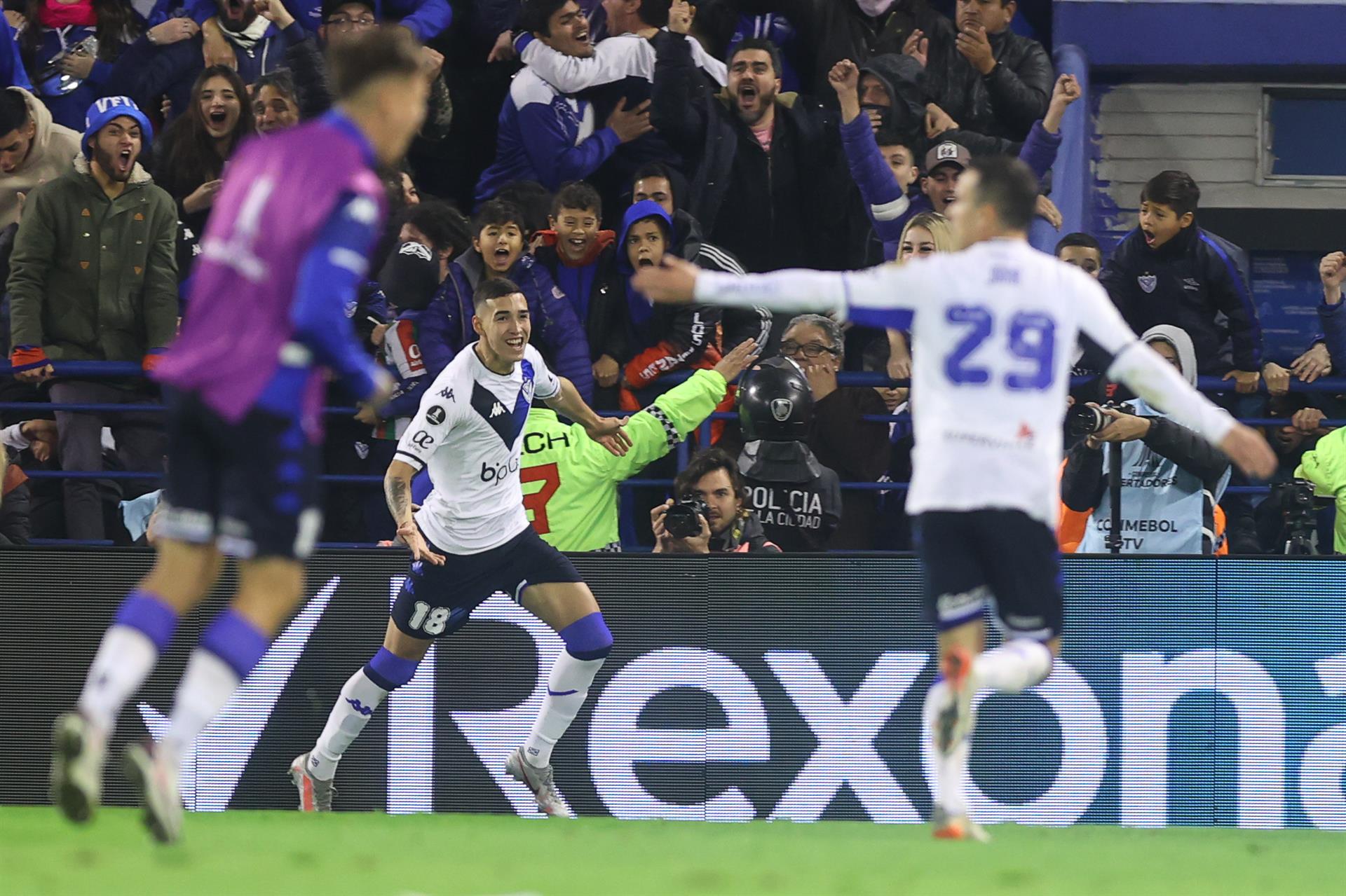 Vélez Sarsfield tomó ventaja ante Talleres en cuartos de final de la Copa Libertadores